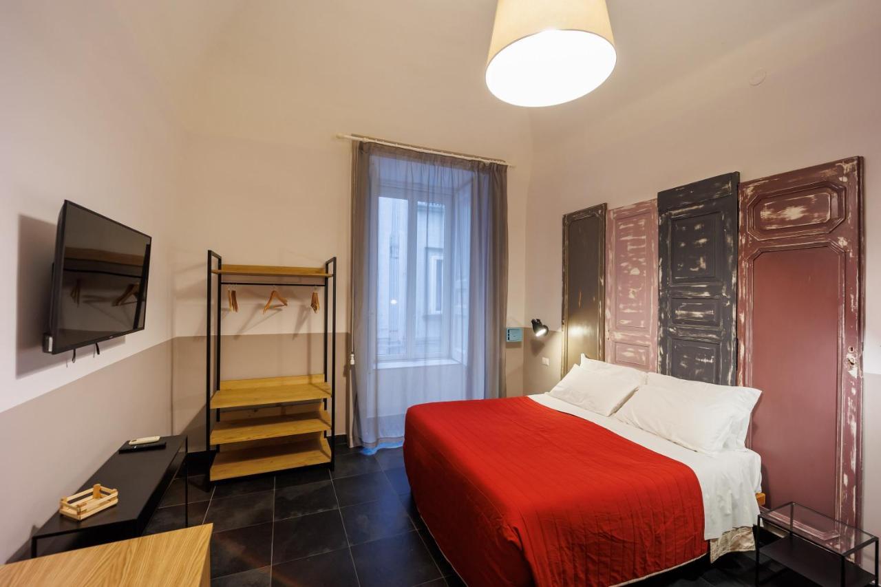 Bed and Breakfast The Bellini House By House In Nápoles Exterior foto